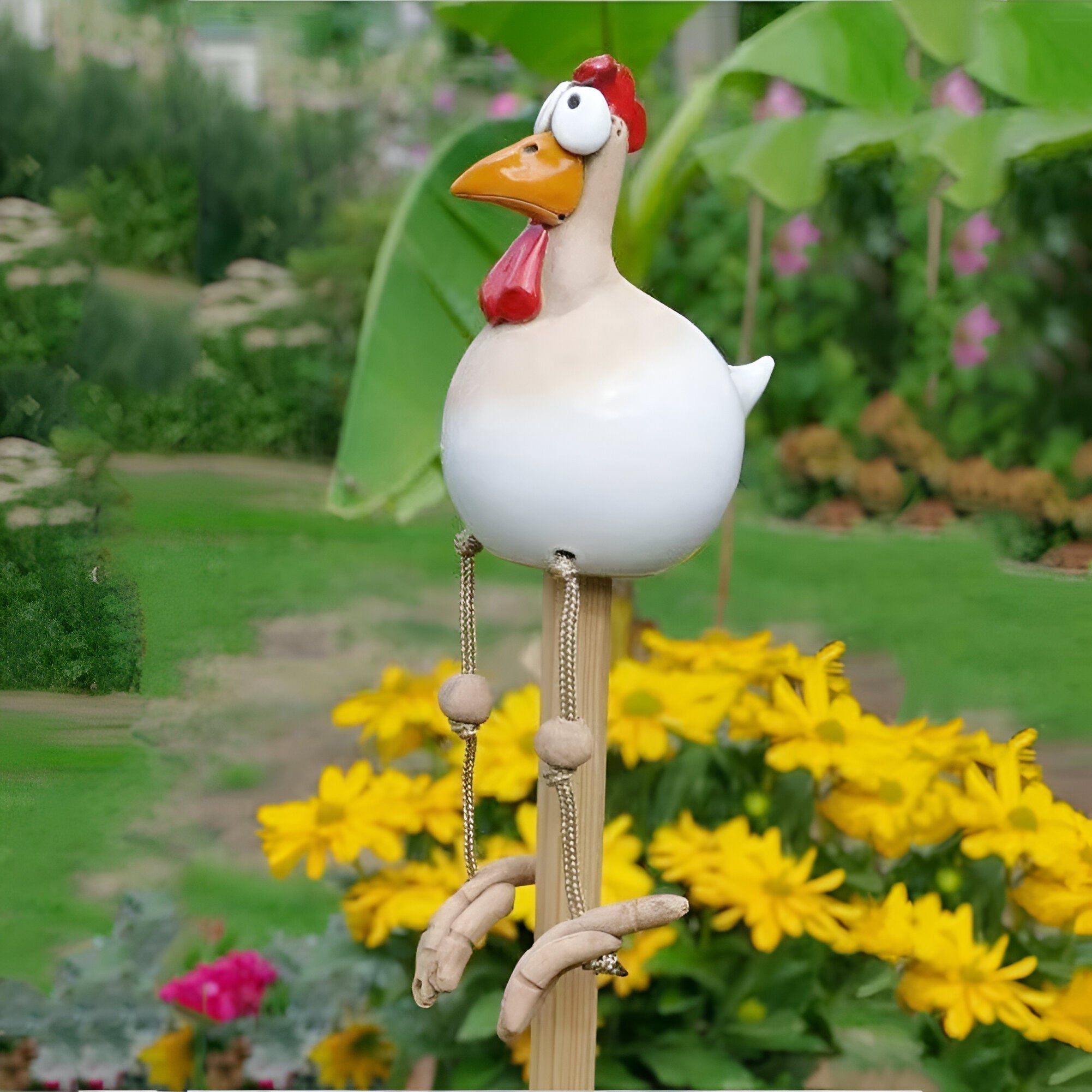 Resin Chicken Garden Statue With Vibrant Eyes For Outdoor Yard Decor