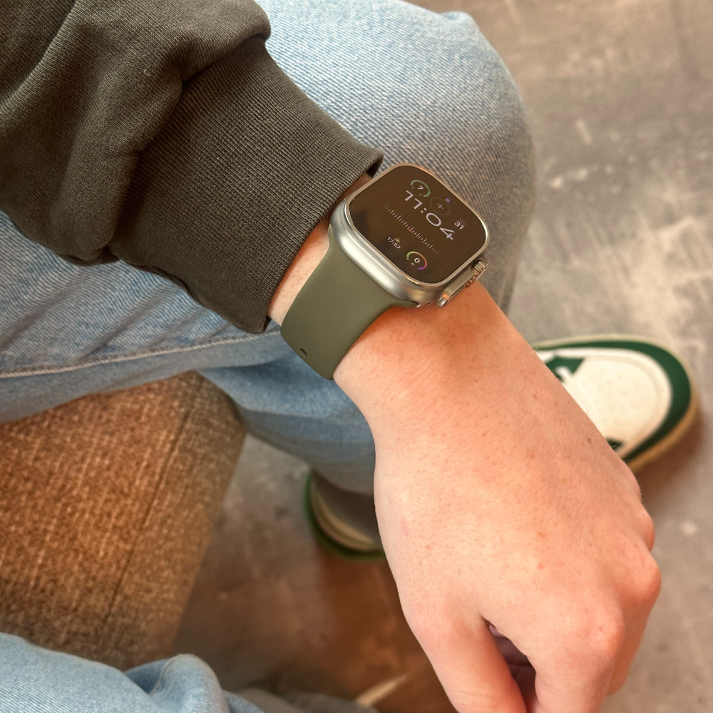 Apple Watch Silicone Band In Classic Army Green Edition