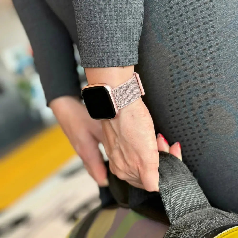 Chic Pink Nylon Wrist Strap For Fitbit Versa 2 Watch