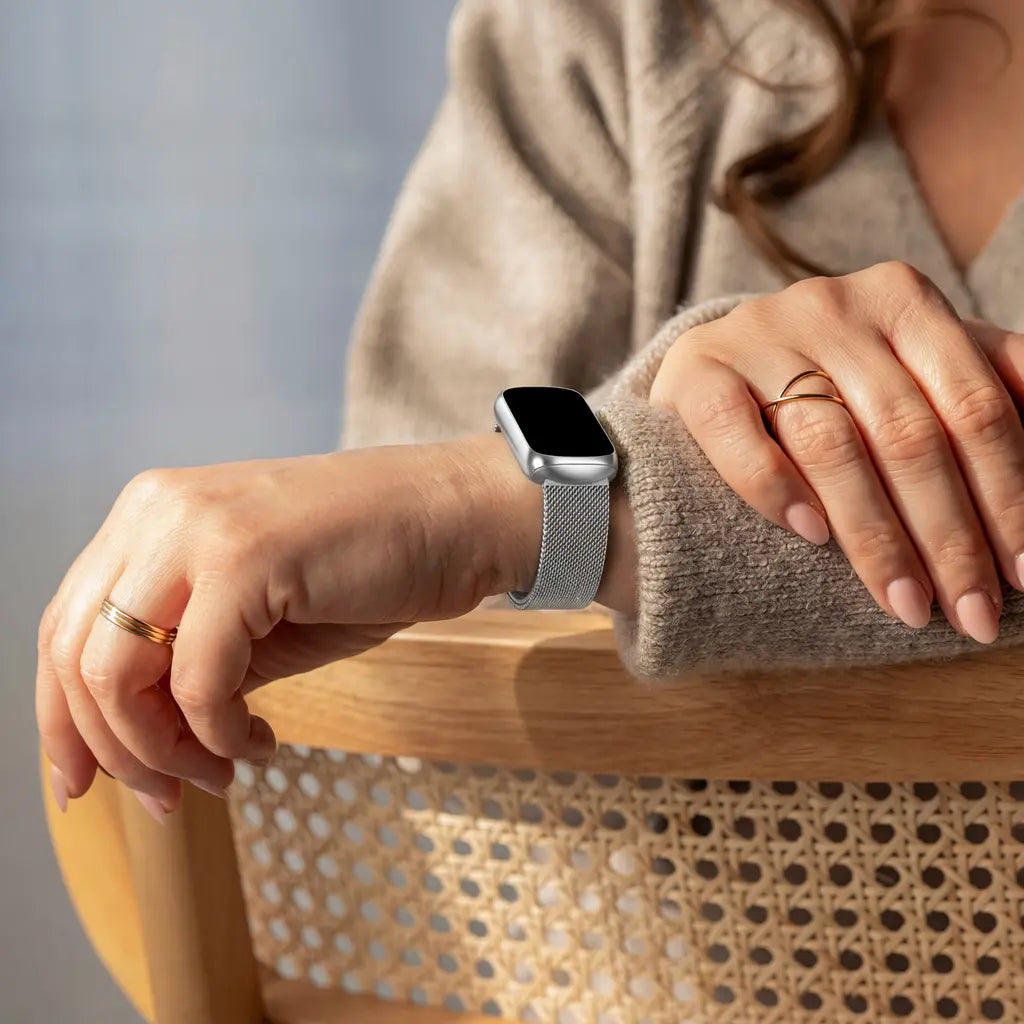 Elegant Lightweight Silver Milanese Strap For Fitbit Luxe