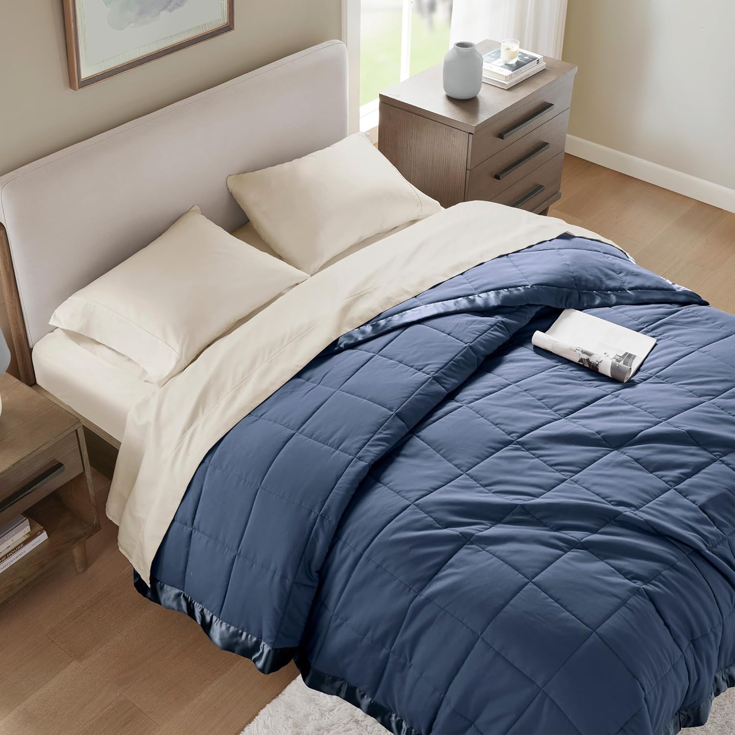 Windom Collection Lightweight Soft Blanket With Satin Trim