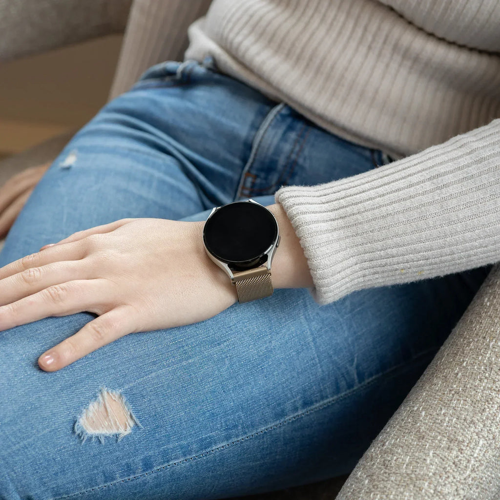 Samsung Galaxy Watch 7 40mm Champagne Milanese Strap
