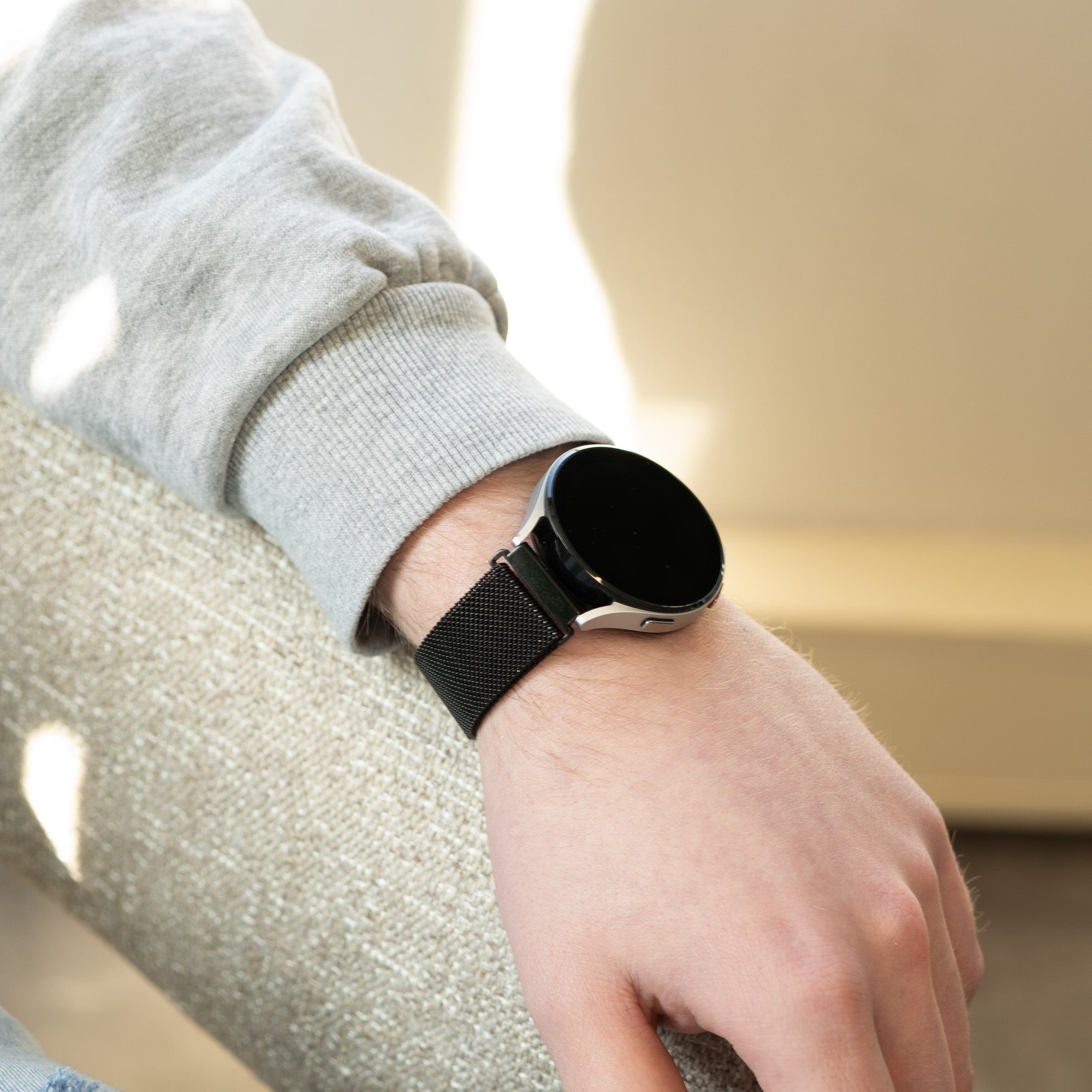 Black 20mm Milanese Strap With Quick Release Clasp