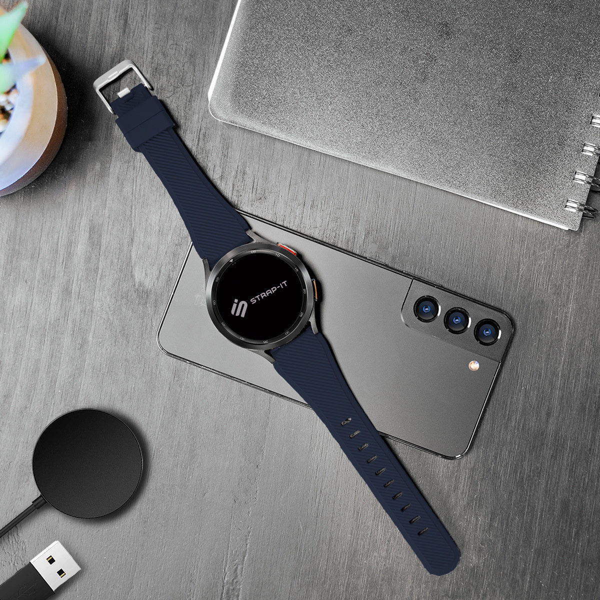 Dark Blue 22mm Quick-Release Silicone Watch Band For Everyday Comfort